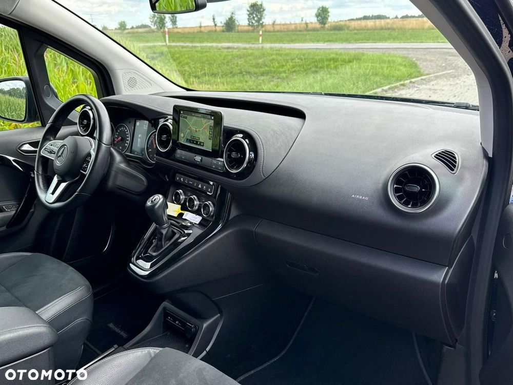 Mercedes-Benz EQT 200 Premium Plus - 22
