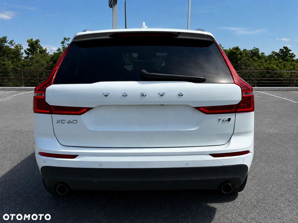 Volvo XC 60 T6 AWD Momentum - 6