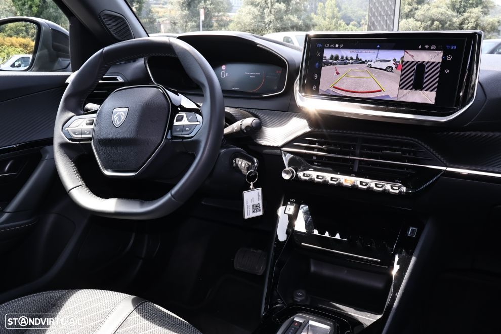 Peugeot 2008 1.2 Hybrid Allure e-DCS6 - 13