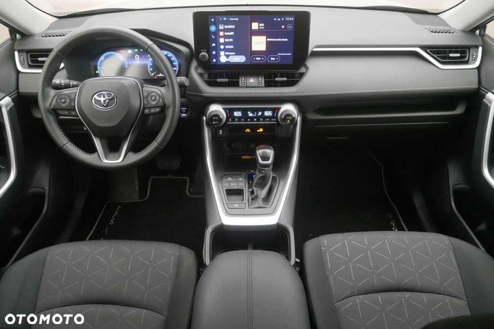 Toyota RAV4 - 8