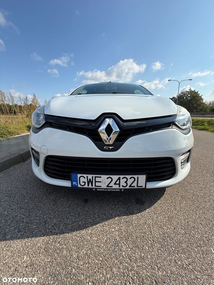 Renault Clio - 8