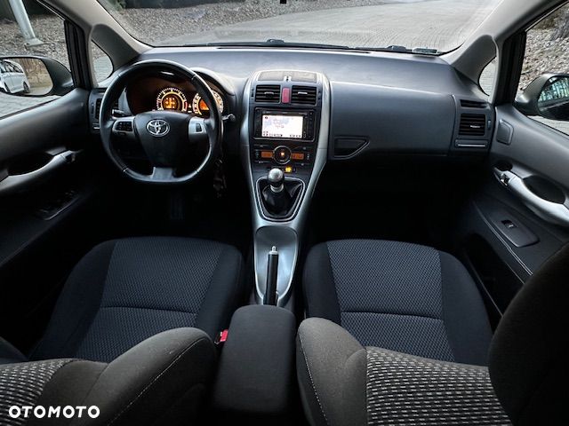 Toyota Auris 1.4 D-4D Edition - 26