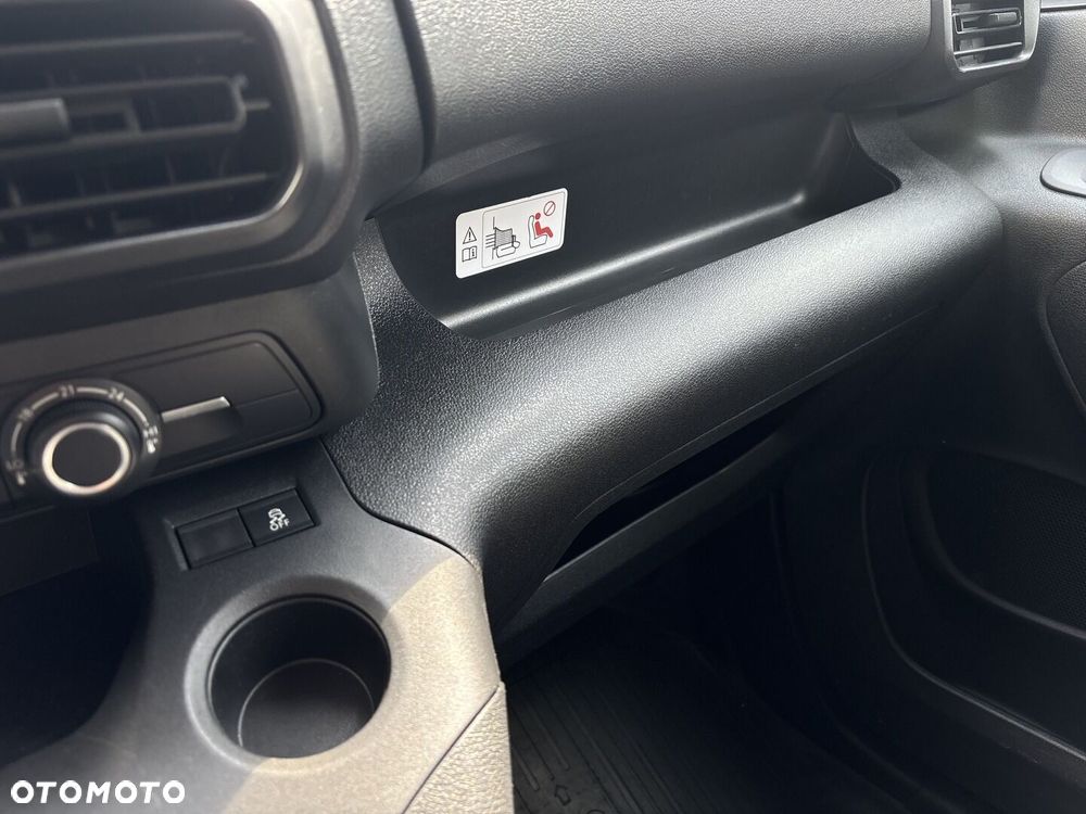 Toyota Proace City - 32