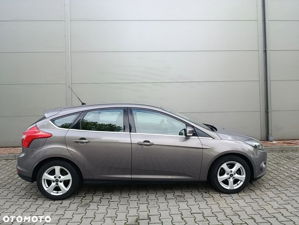 Ford Focus 1.0 EcoBoost STart-Stopp-System TITANIUM - 8