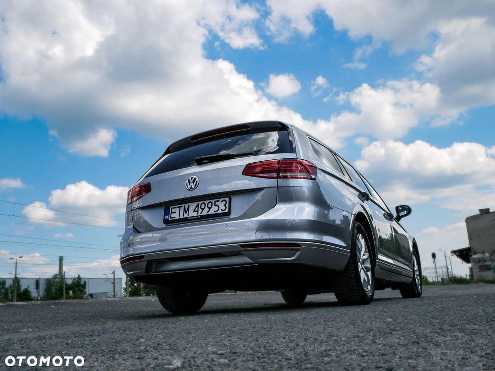 Volkswagen Passat 2.0 TDI SCR DSG Highline - 8