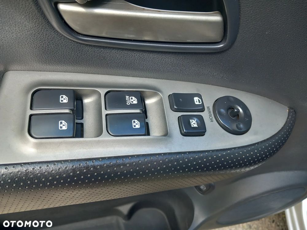 Kia Carens 2.0 CRDi EXpedition - 18
