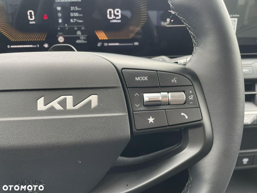 Kia K4 - 22