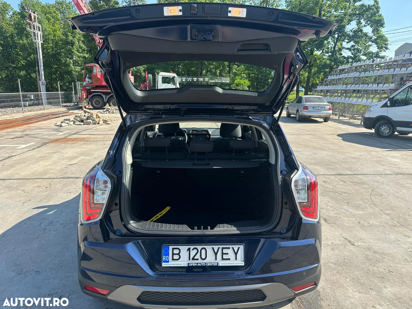 SsangYong Tivoli - 12