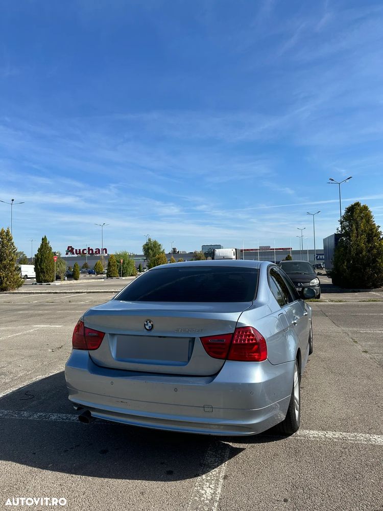 BMW Seria 3 320d - 9