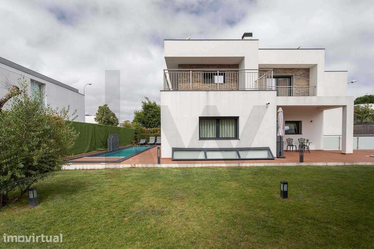 Moradia Contemporânea de Luxo na Urbanização Vila Utopia – Carnaxide, - Grande imagem: 5/60