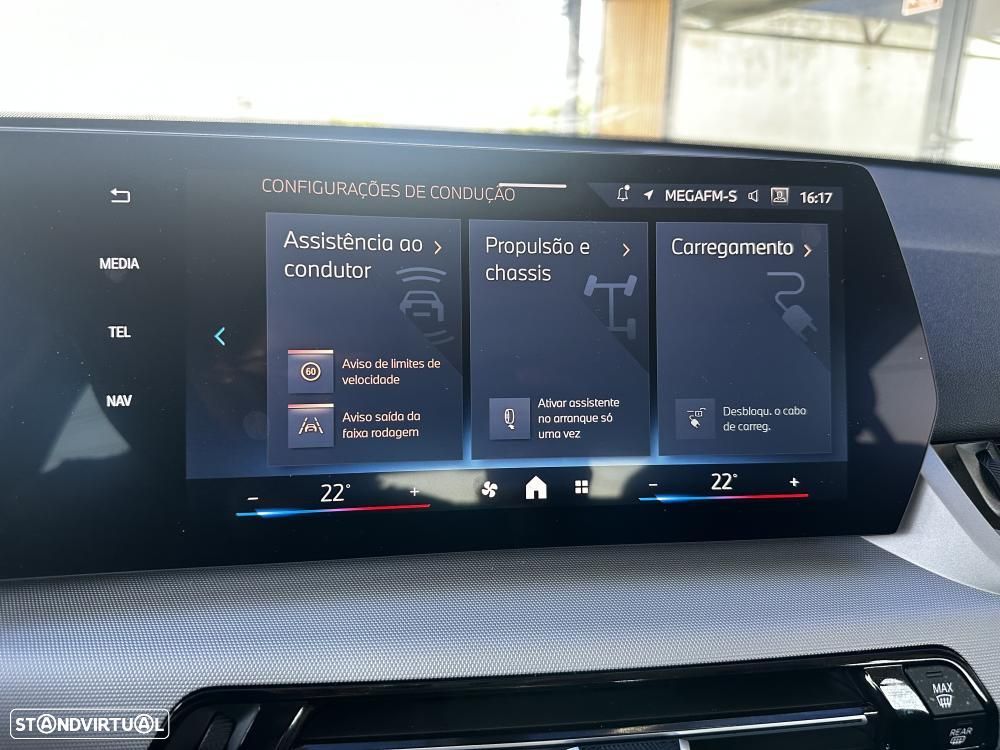 BMW iX2 eDrive20 - 22