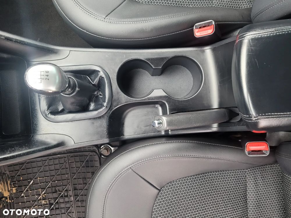 Hyundai ix35 2.0 CRDi Premium 2WD - 22