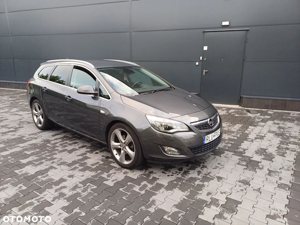 Opel Astra 2.0 CDTI DPF ecoFLEX Start/Stop Edition Sport - 2