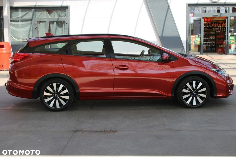 Honda Civic 1.8 Elegance (Honda Connect+) - 4