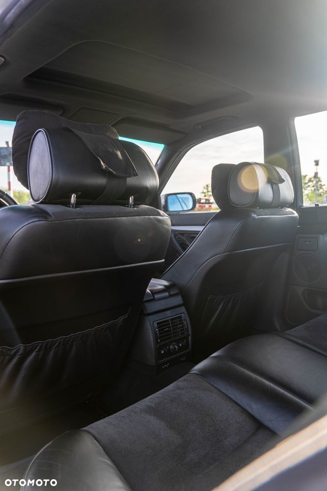 BMW Seria 7 740i - 30
