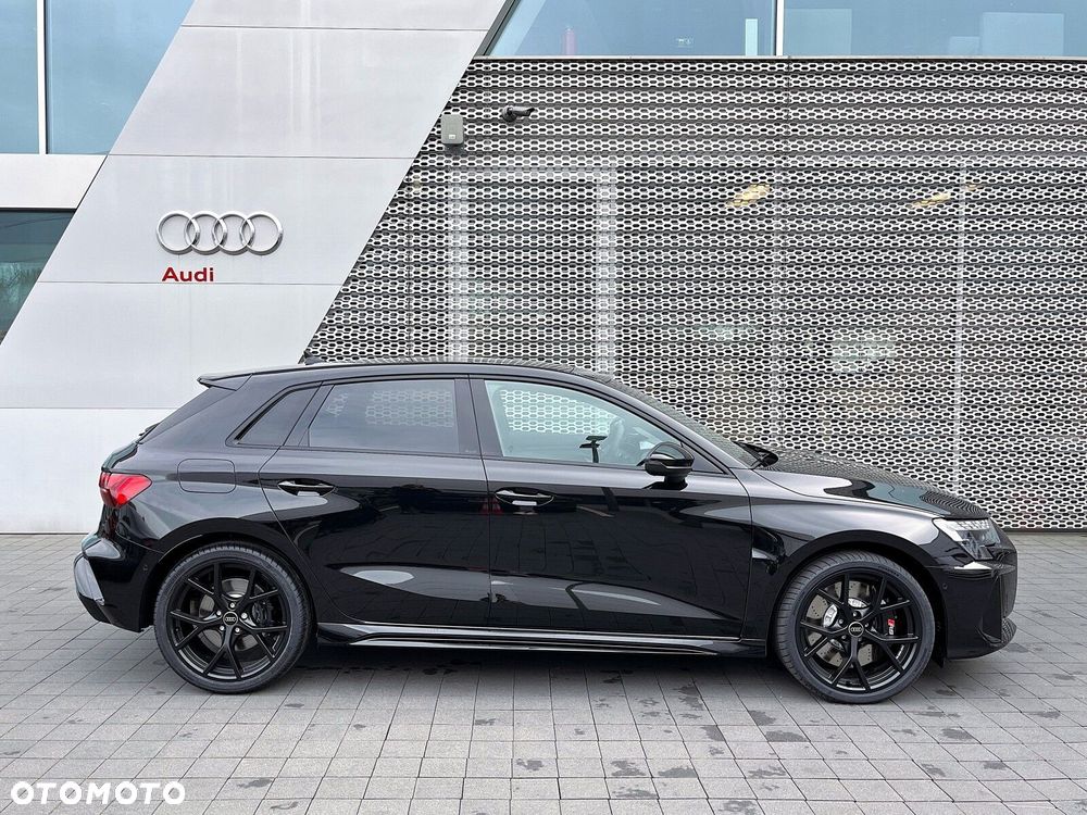 Audi RS3 Sportback - 2