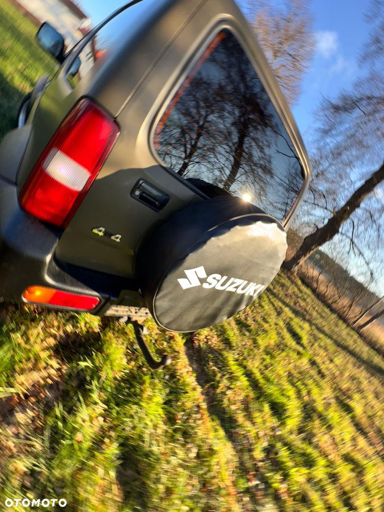 Suzuki Jimny - 17