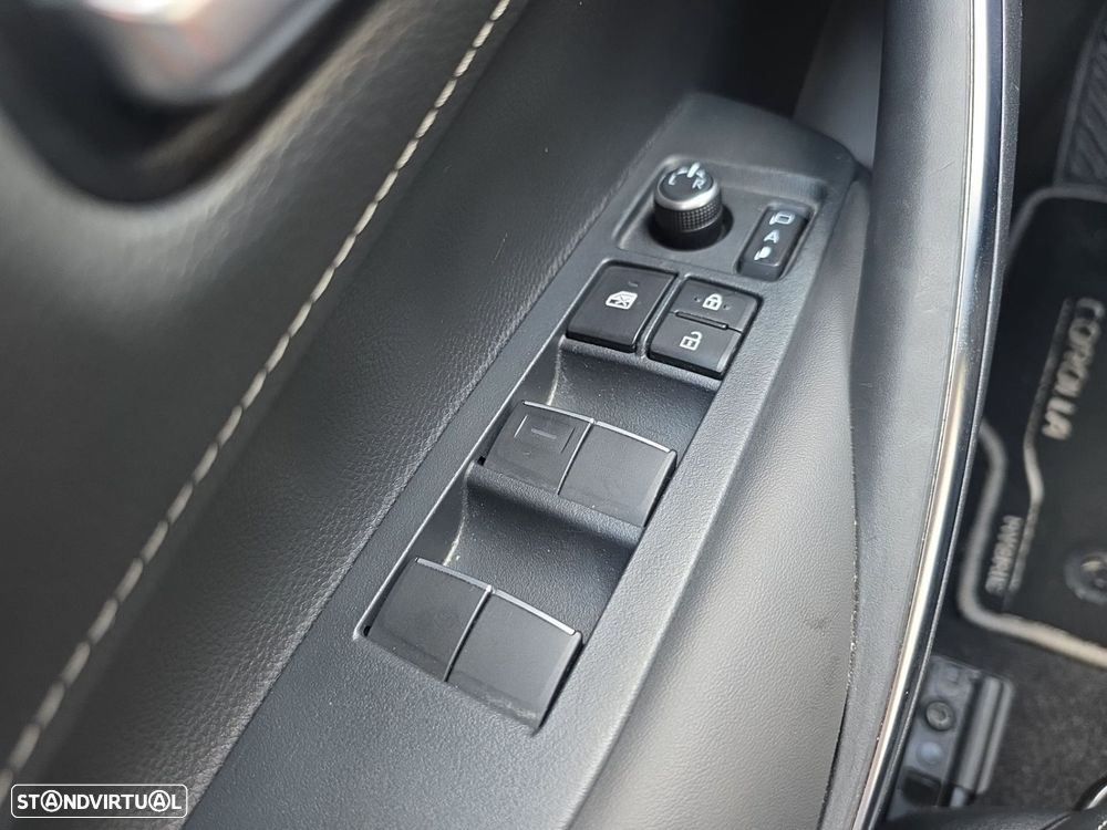 Toyota Corolla Touring Sports 1.8 Hybrid Comfort Plus - 19