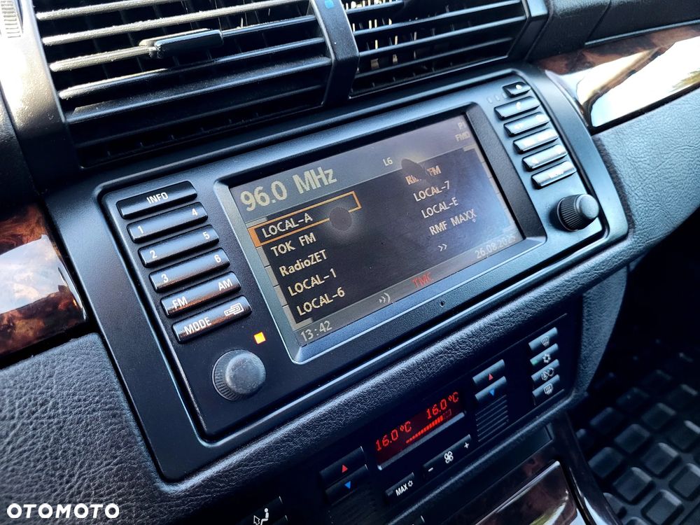 BMW X5 4.4i - 18