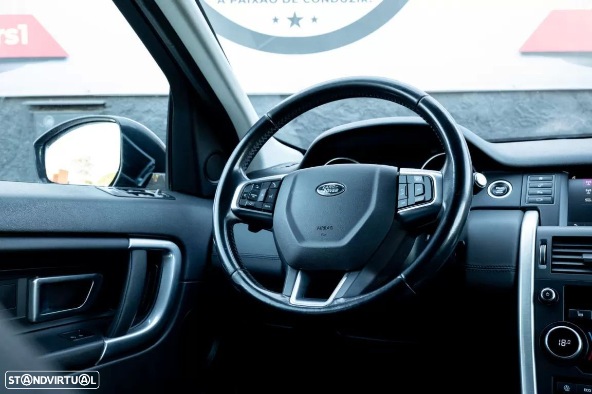 Land Rover Discovery Sport 2.0 TD4 SE Auto - 8