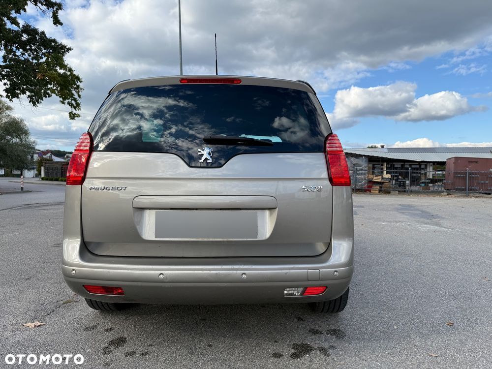 Peugeot 5008 - 4