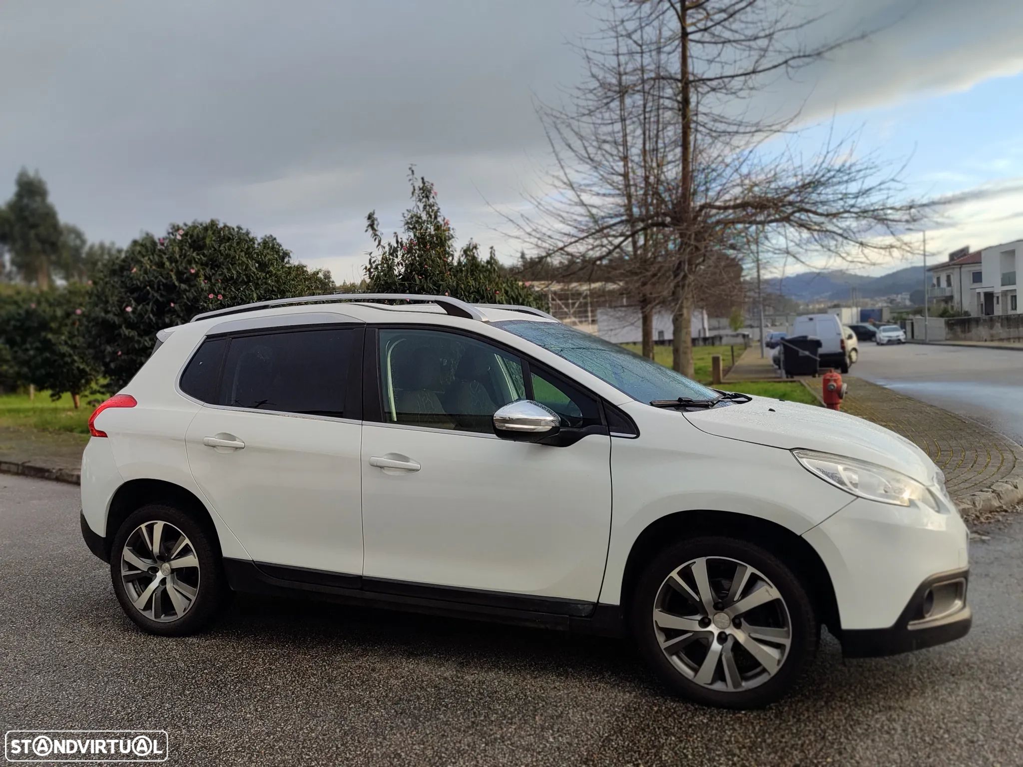 Peugeot 2008 1.6 BlueHDi Allure - 1
