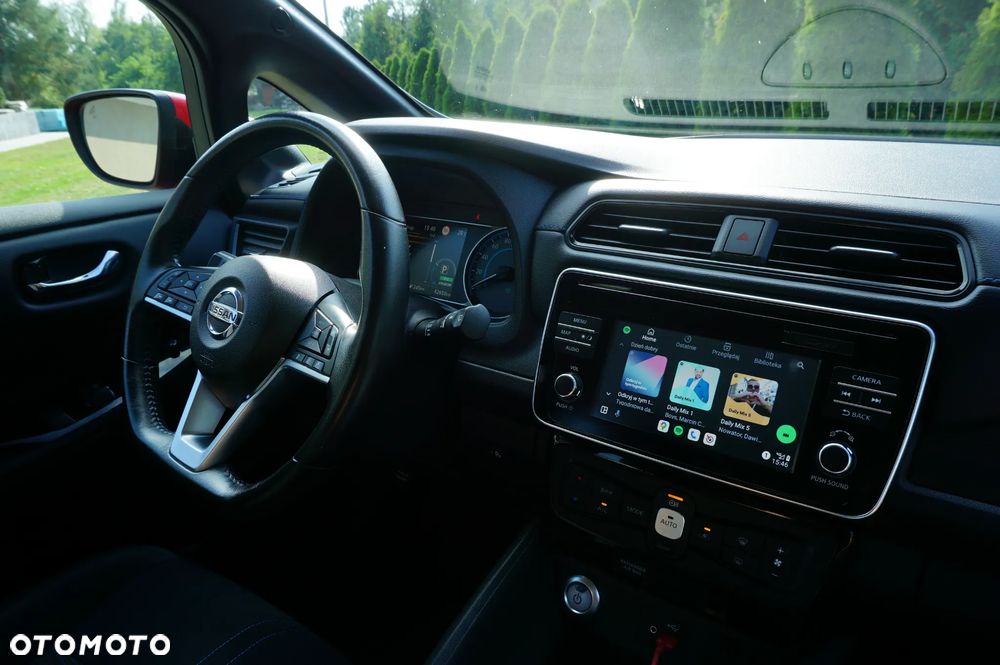 Nissan Leaf 40kWh Acenta - 27