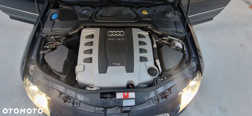 Audi A8 4.2 TDI DPF Quattro - 30