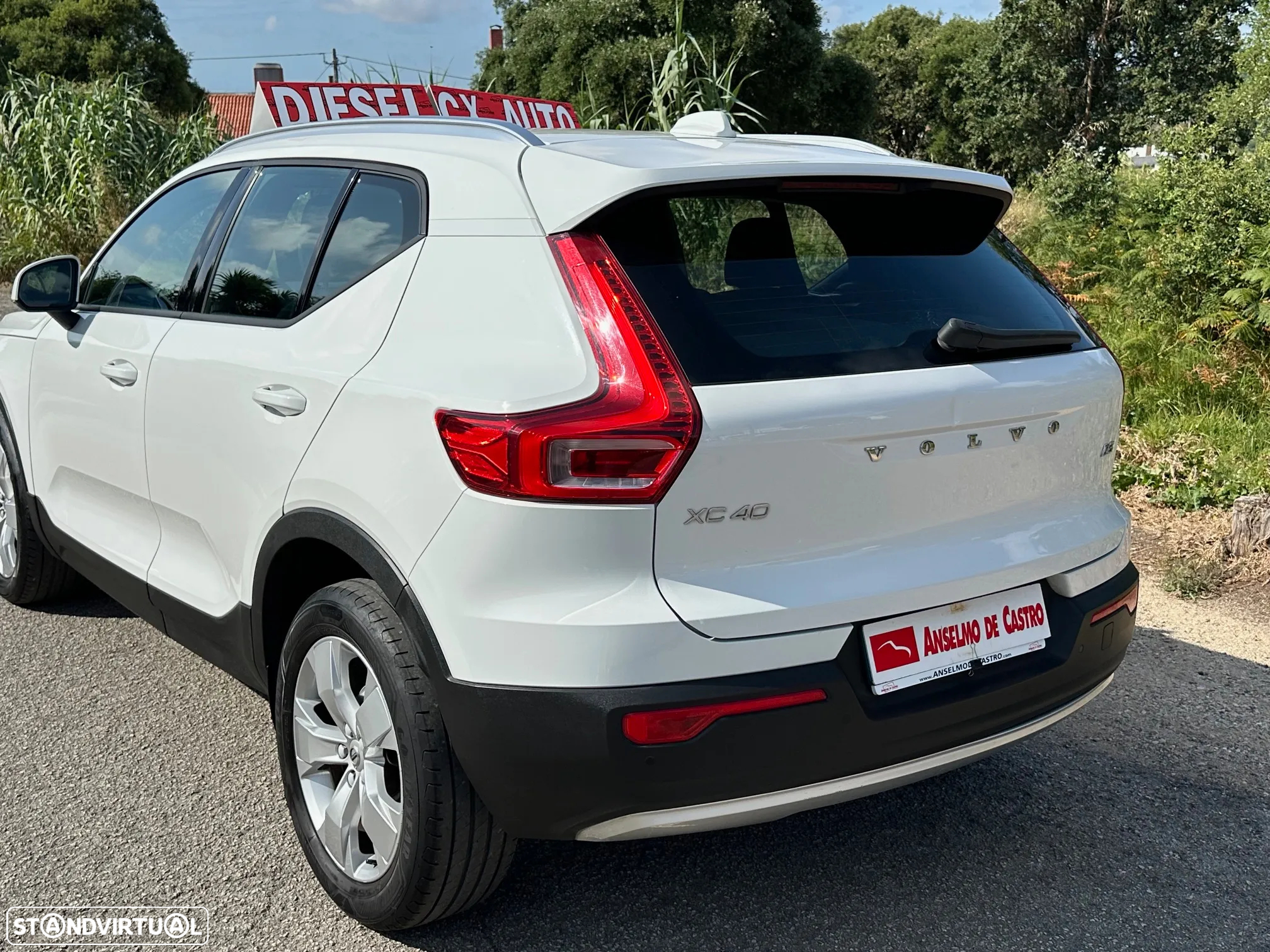 Volvo XC 40 2.0 D3 Momentum Geartronic - 6