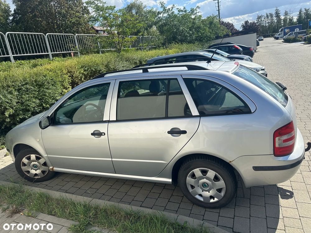 Skoda Fabia - 5