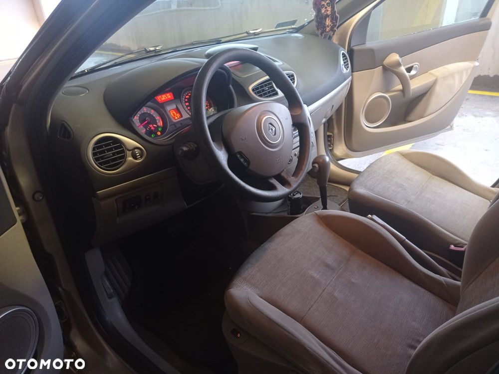 Renault Clio - 4