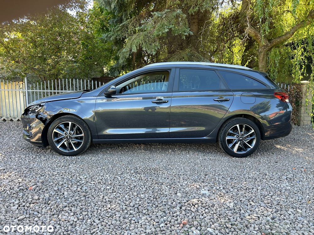 Hyundai i30 1.0 T-GDI Premium - 1