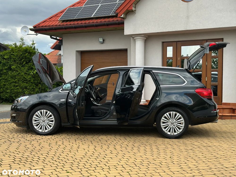 Opel Astra IV 1.6 T SIDI Cosmo S&S - 18