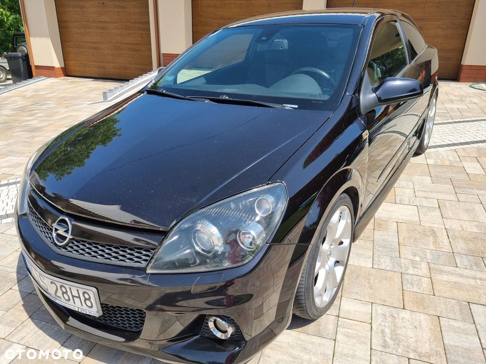 Opel Astra 2.0 T OPC - 9