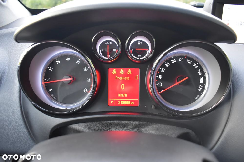 Opel Meriva 1.4 T Cosmo - 15