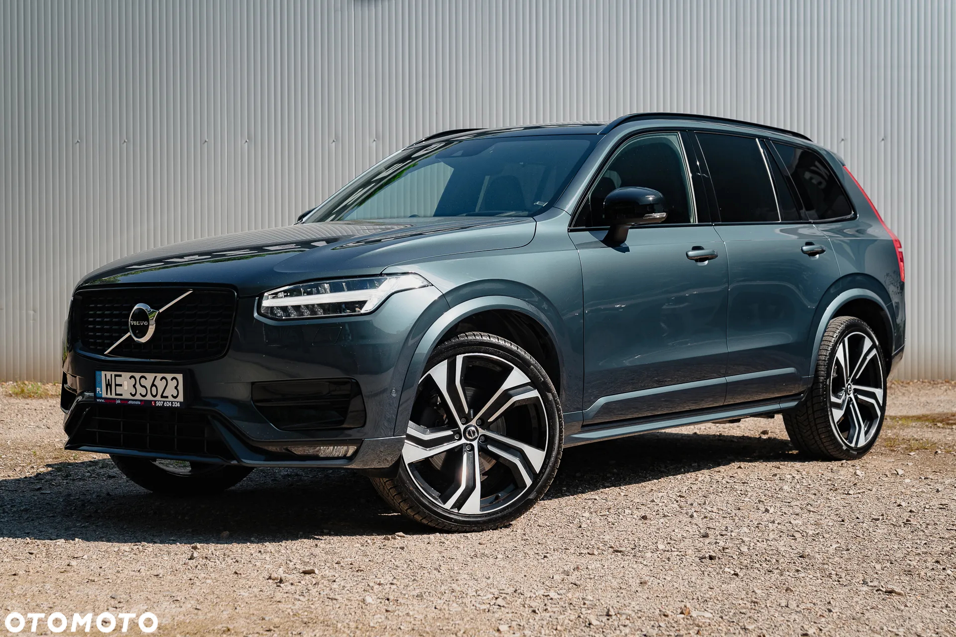 Volvo XC 90 - 9
