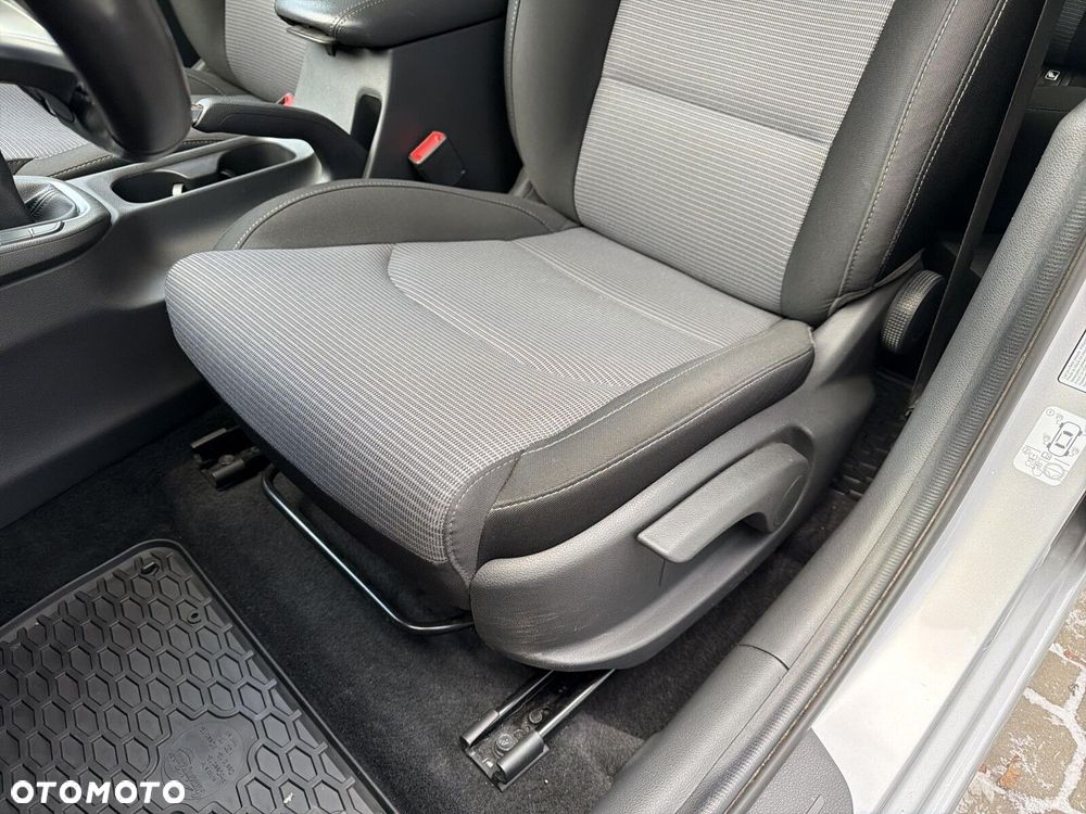 Hyundai i30 1.5 DPI Modern - 12