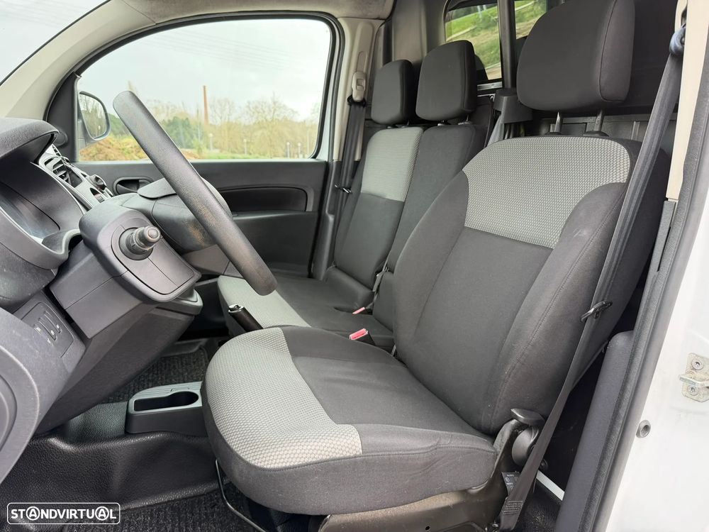 Renault Kangoo Maxi 3lug c/IVA deductivel Nacional - 6