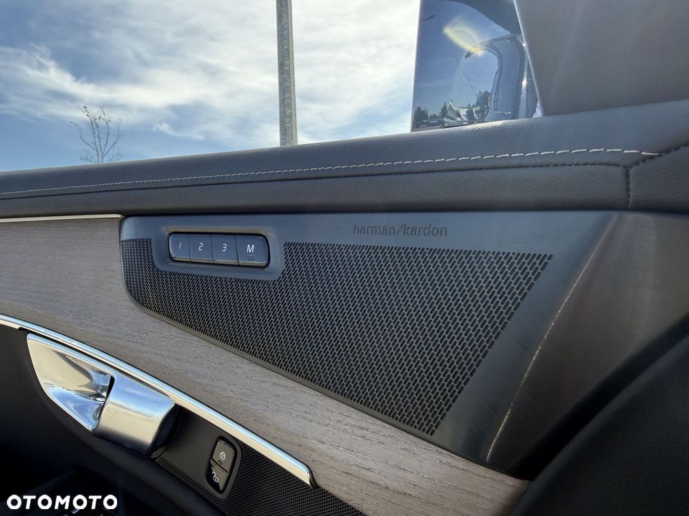 Volvo XC 90 - 19