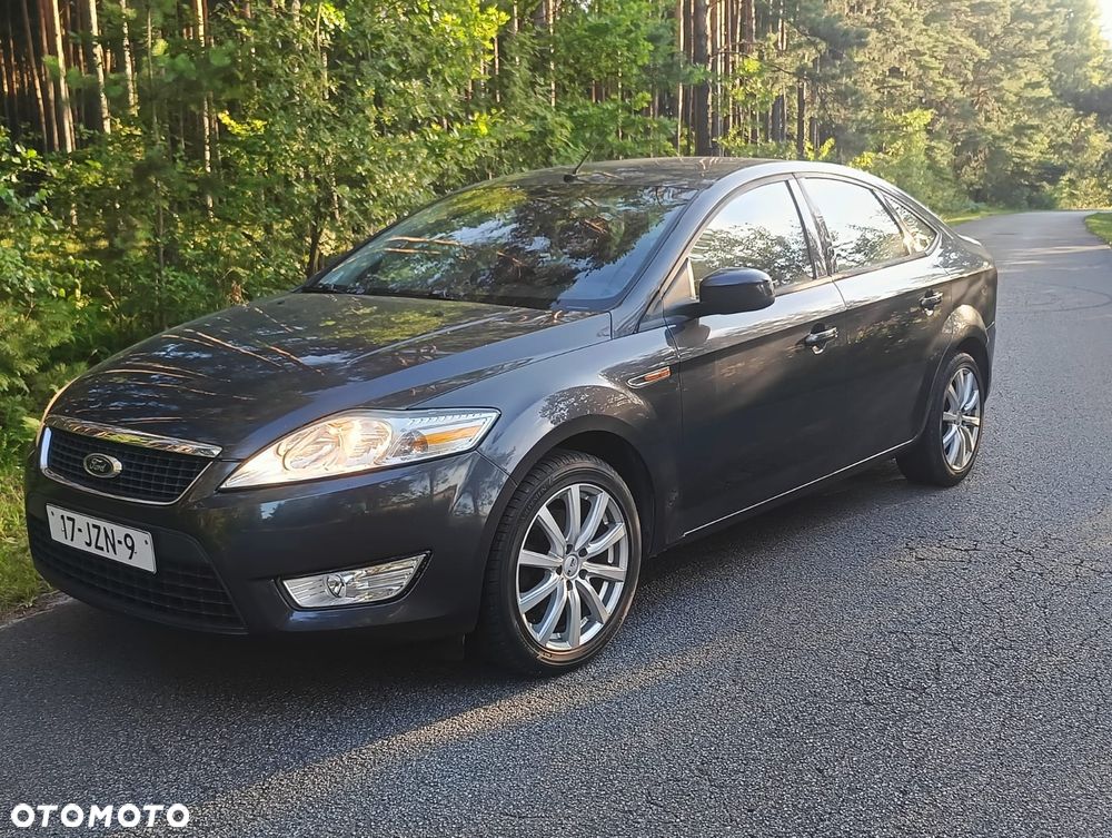Ford Mondeo 2.0 Ambiente - 13