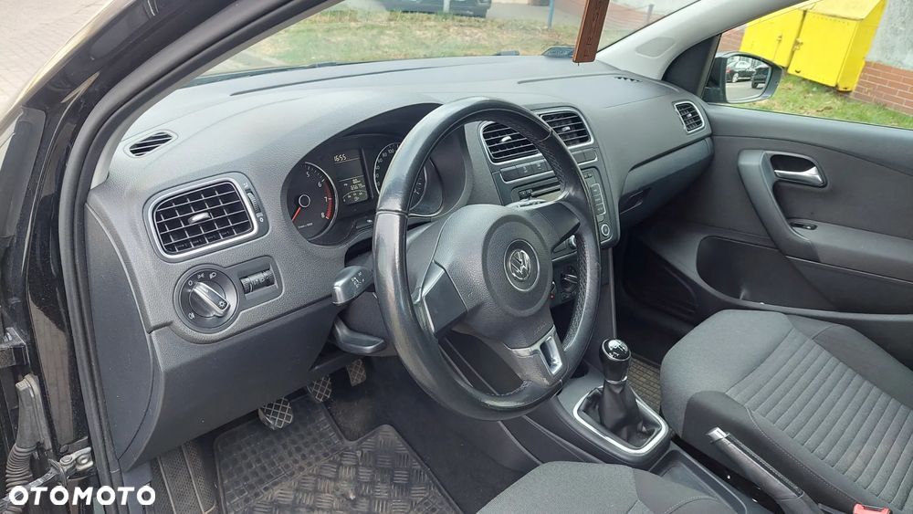 Volkswagen Polo 1.4 16V Highline - 13