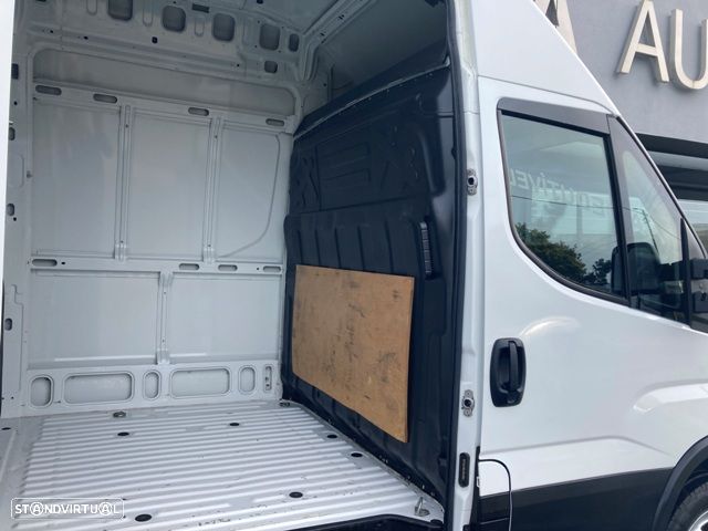 Iveco Daily 2.3 m-jet IVA DEDUTIVEL - 12