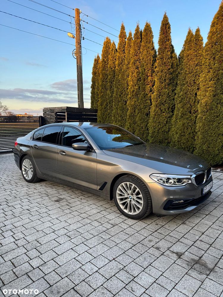 BMW Seria 5 530d Sport Line - 1