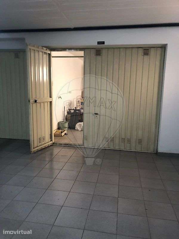 Garagem  para venda - Grande imagem: 2/5