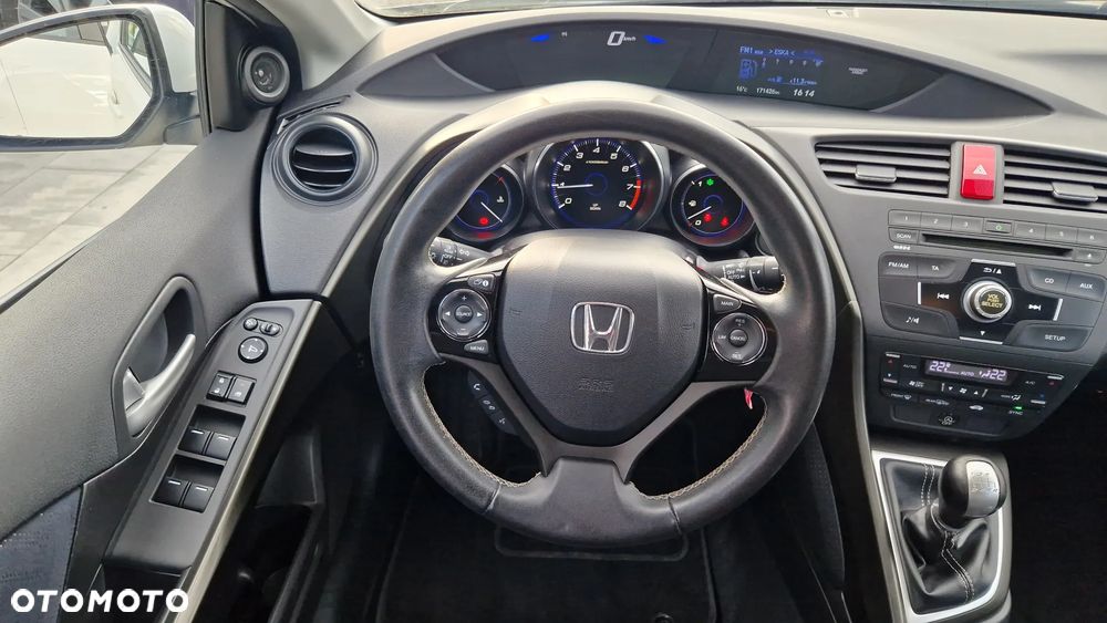 Honda Civic 1.8 i-VTEC Comfort Black Edition - 9