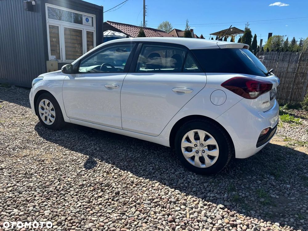 Hyundai i20 1.0 T-GDI Classic Plus DCT - 10