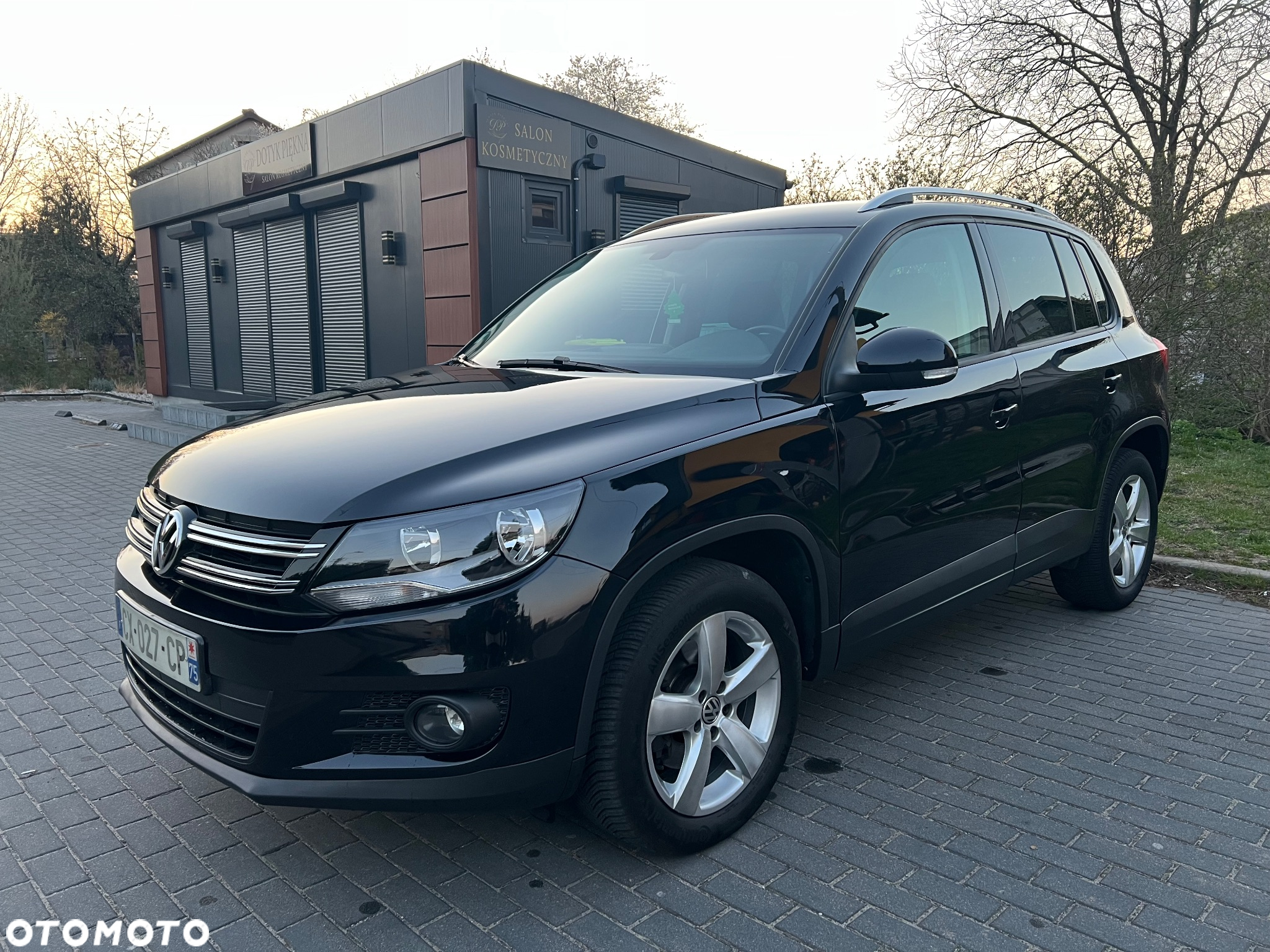 Volkswagen Tiguan 2.0 TDI DPF BlueMotion Technology Exclusive - 2