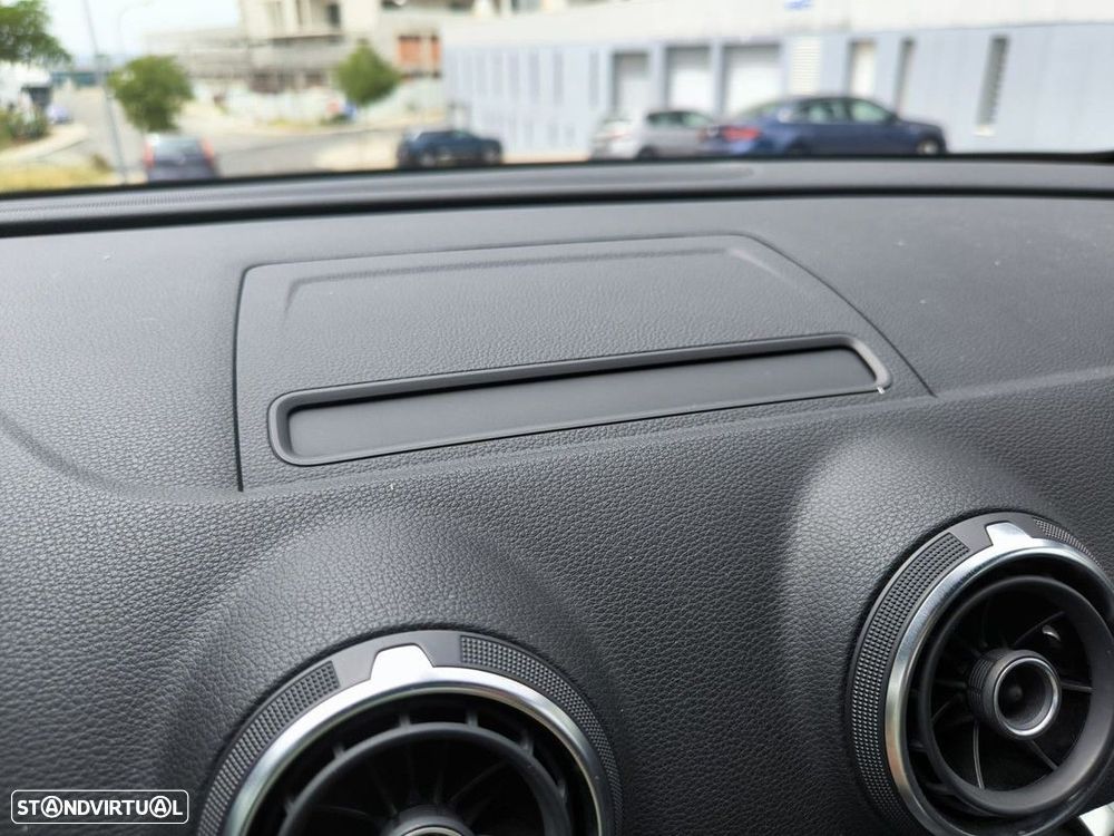 Audi A3 Sportback 2.0 TDI S-line - 42