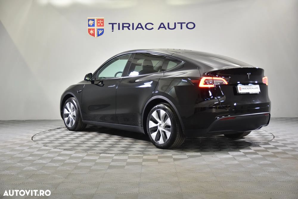 Tesla Model Y RWD - 3