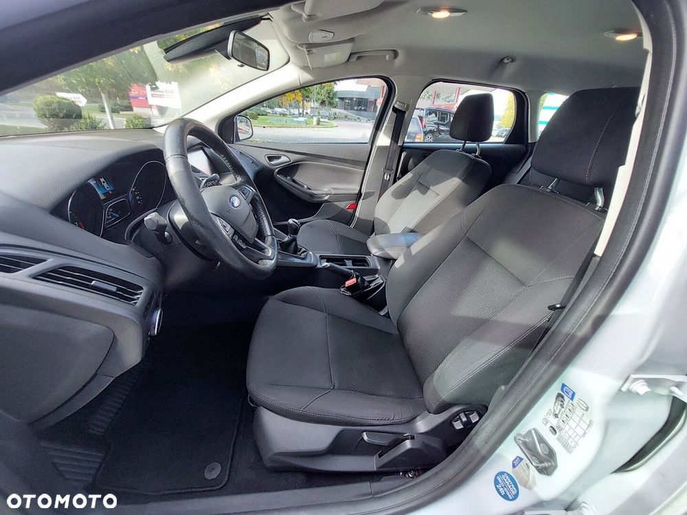 Ford Focus 1.0 EcoBoost Trend ASS - 12